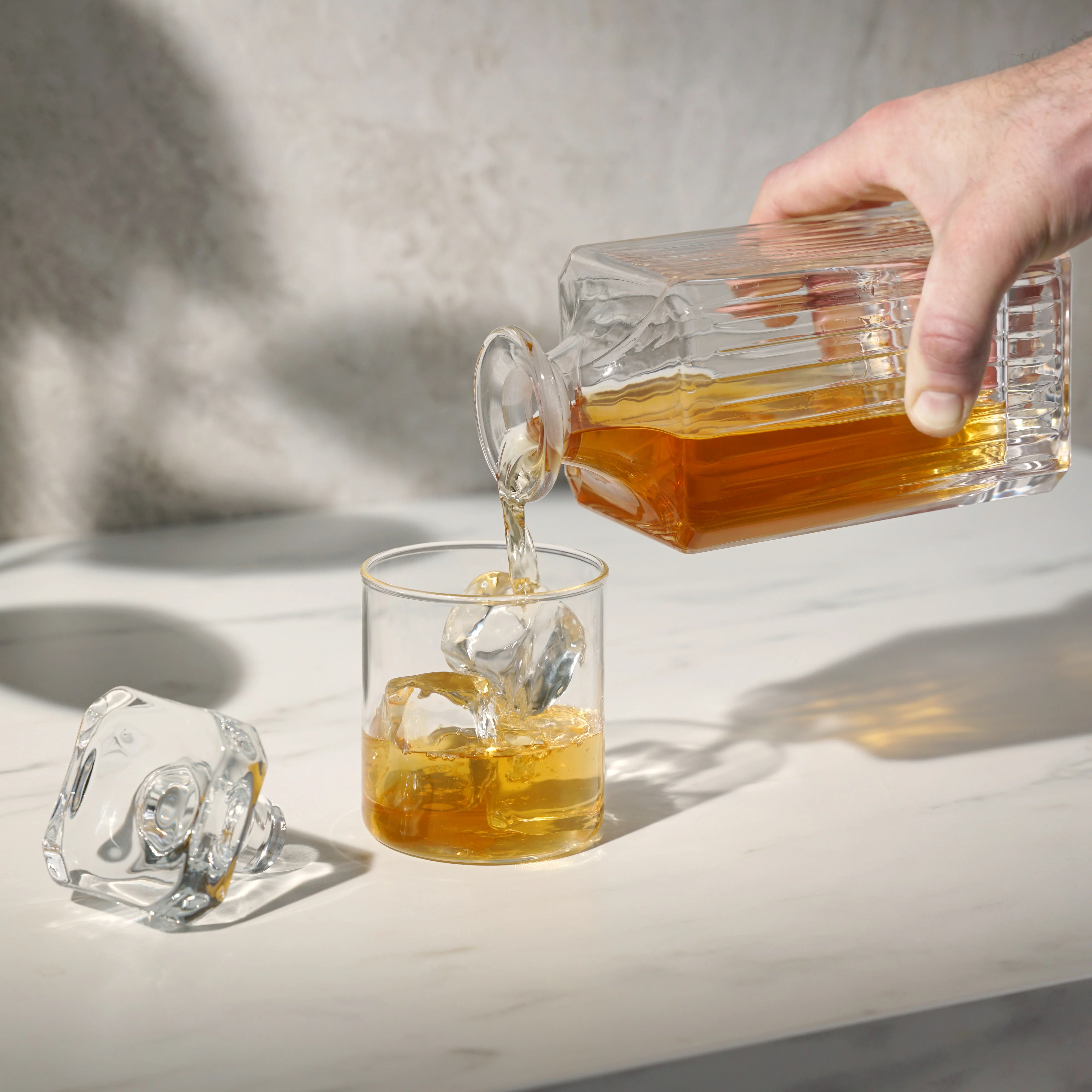Reserve Milo Crystal Liquor Decanter - Image 4