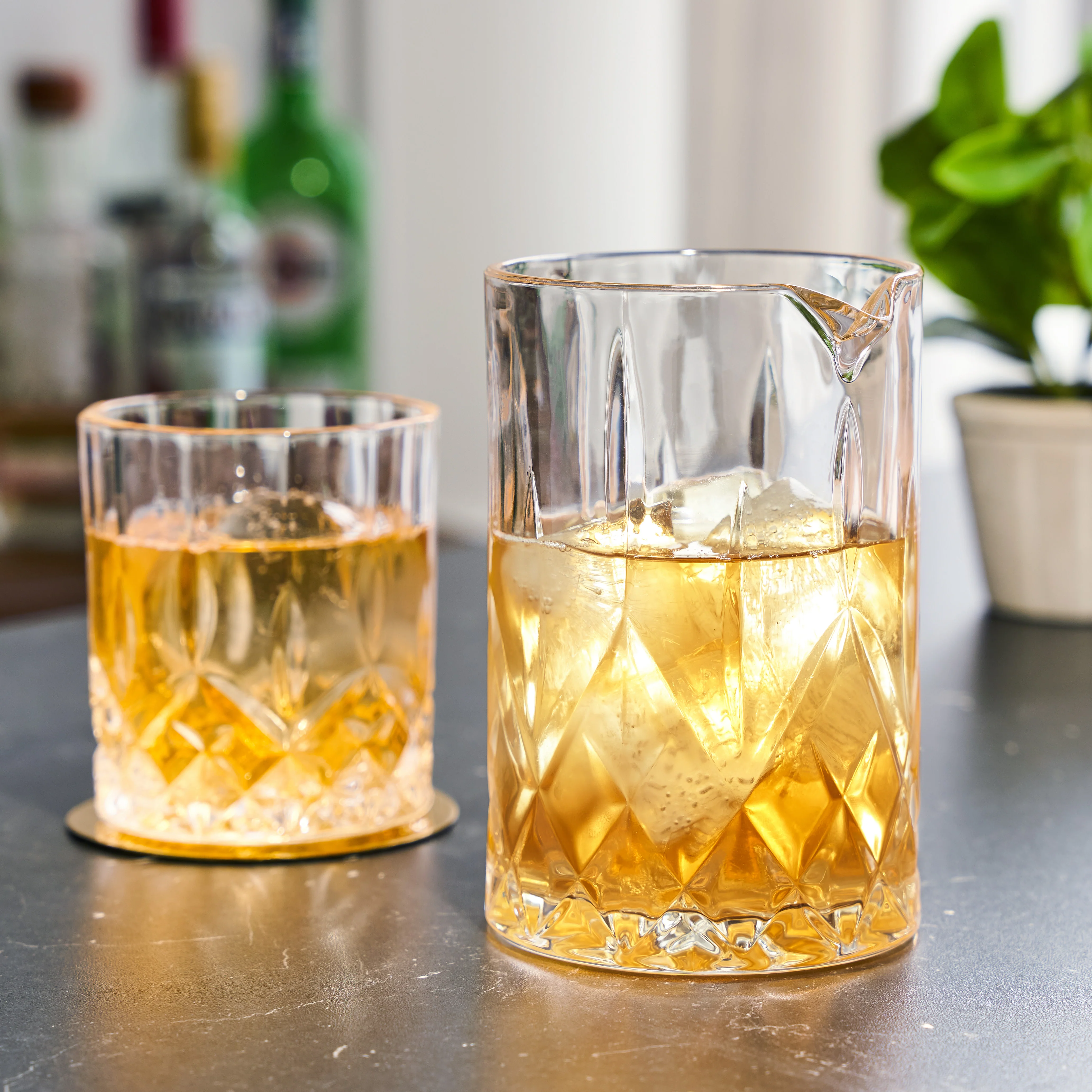 Admiral Crystal Mixing Glass - Image 5