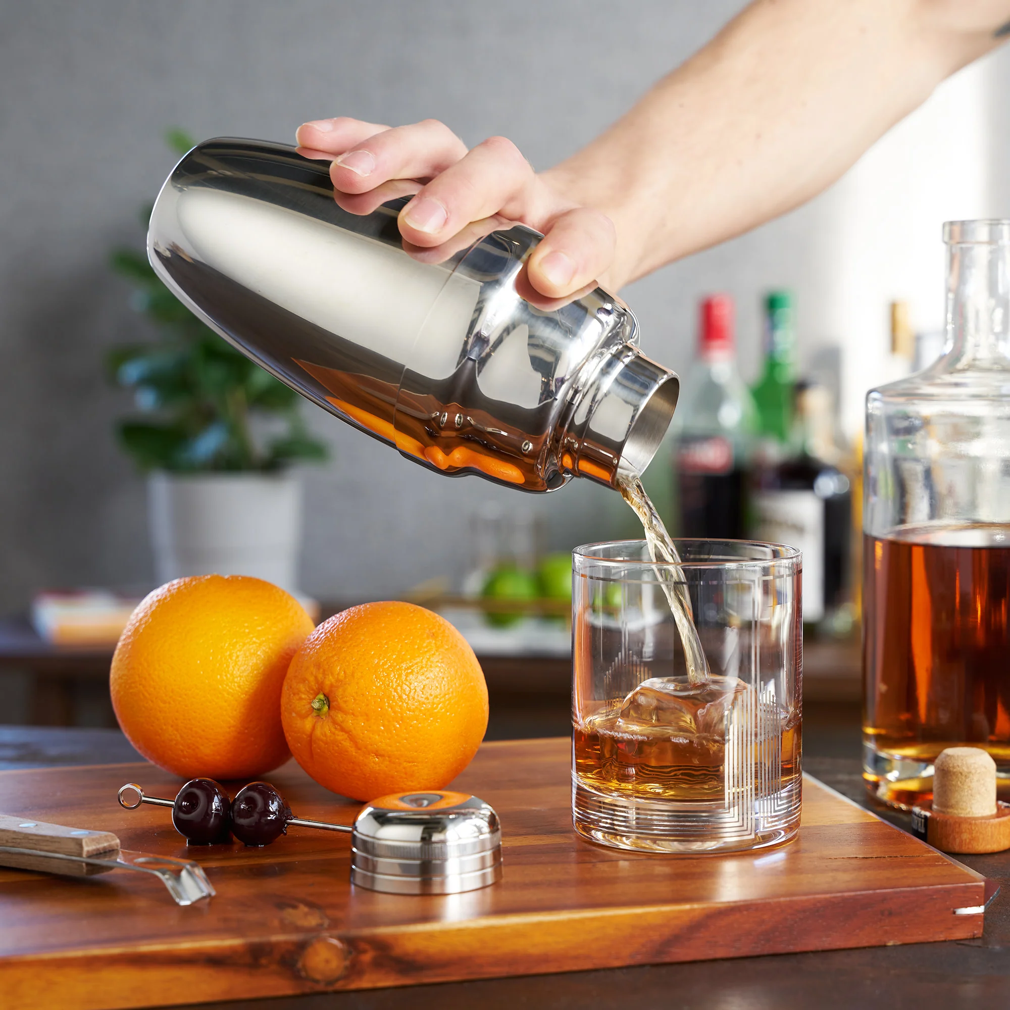 Harrison Heavyweight Cocktail Shaker in Stainless Steel - Image 6